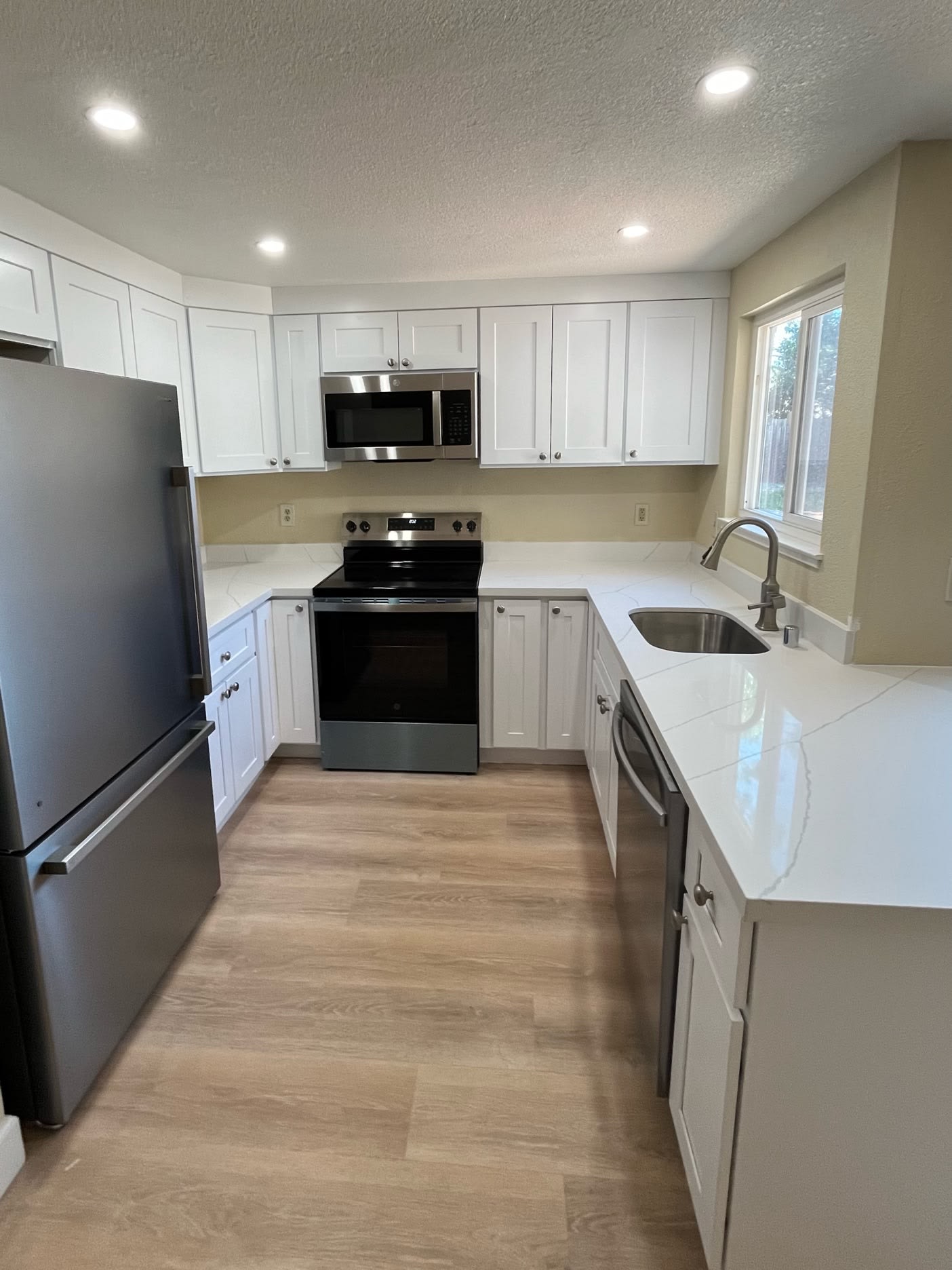 1522 Rhododendron Drive – photo 3