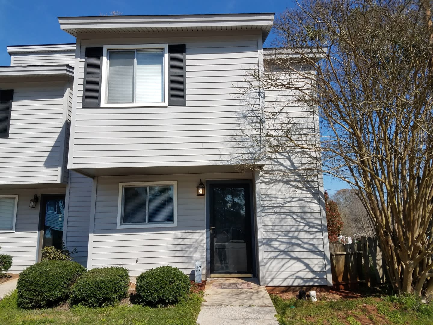 Cherry Hall Townhomes MOVE IN SPECIAL 50% OFF FIRST MONTH RENT – photo 2