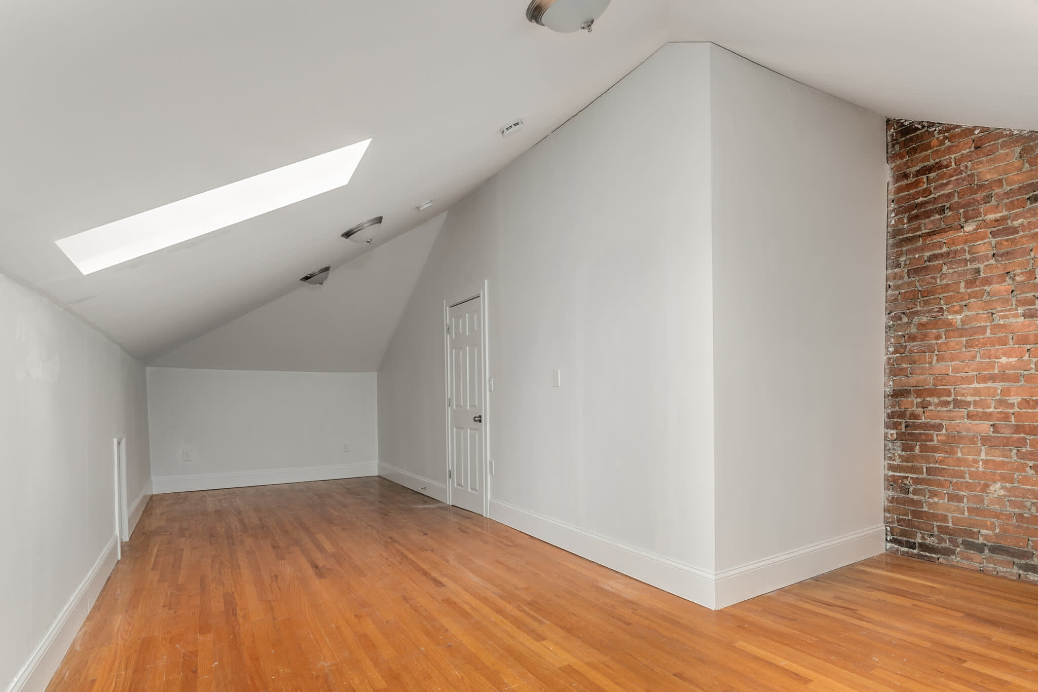 103 Summer St – photo 4