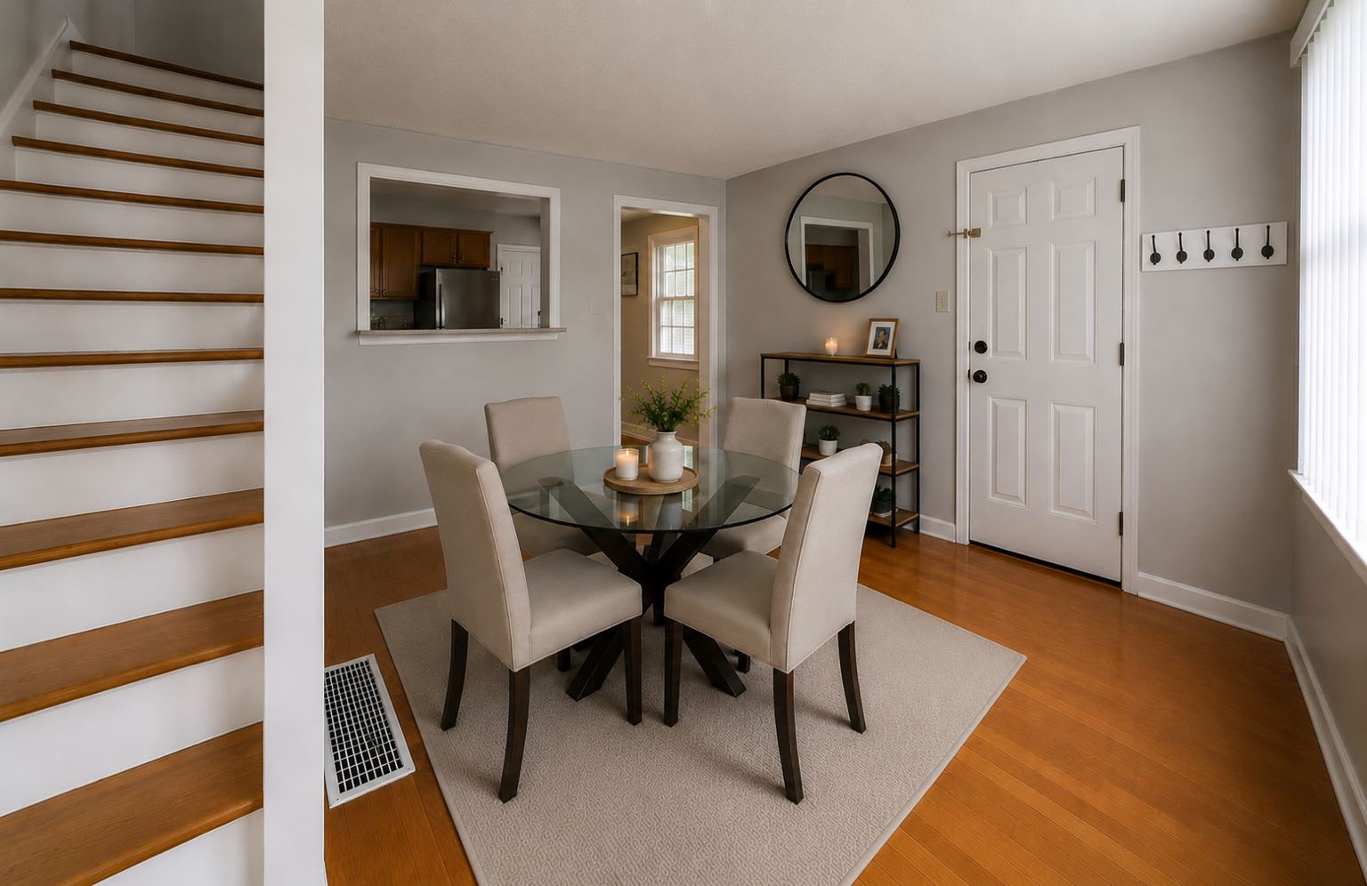 461 Mill St – photo 4