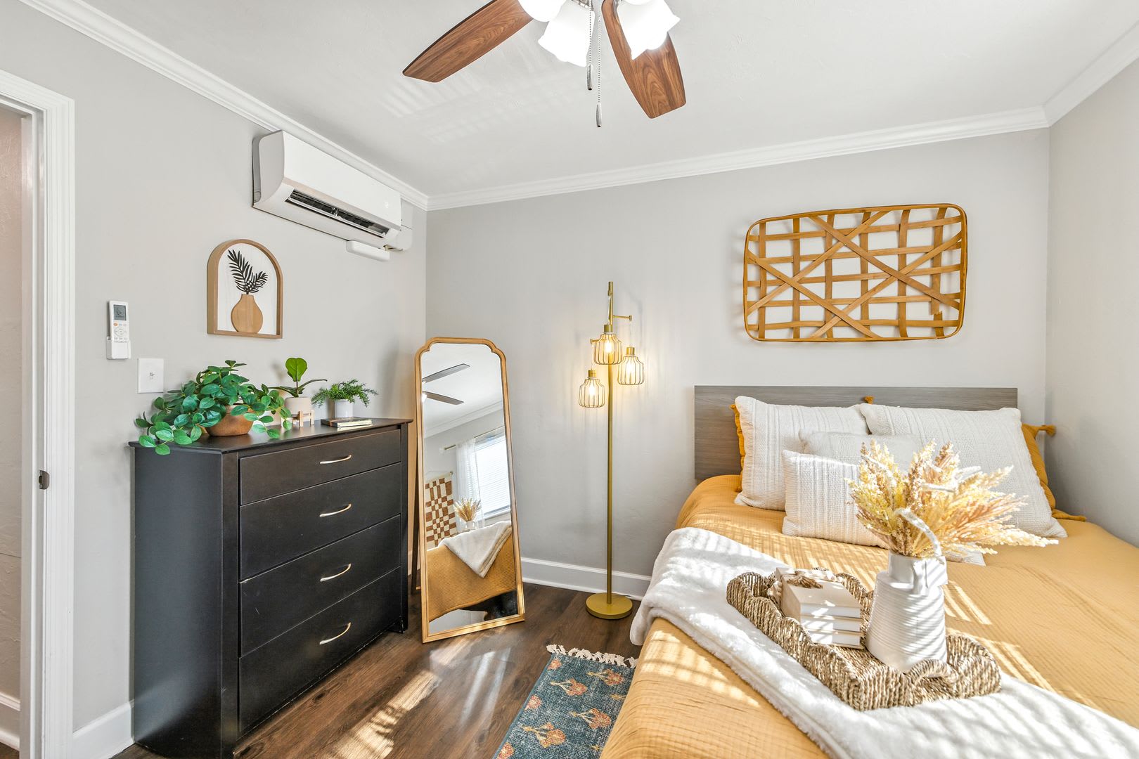 Villa Firenze: Modern Living, Perfect Location – photo 1