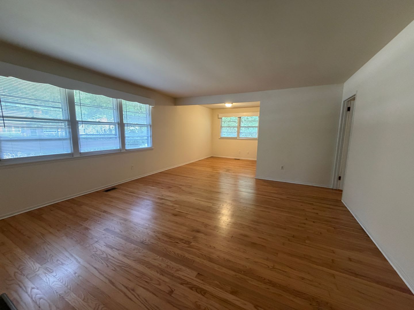 Classic 3BR/2BA Mid-Century Ranch on Ridge Road – photo 1