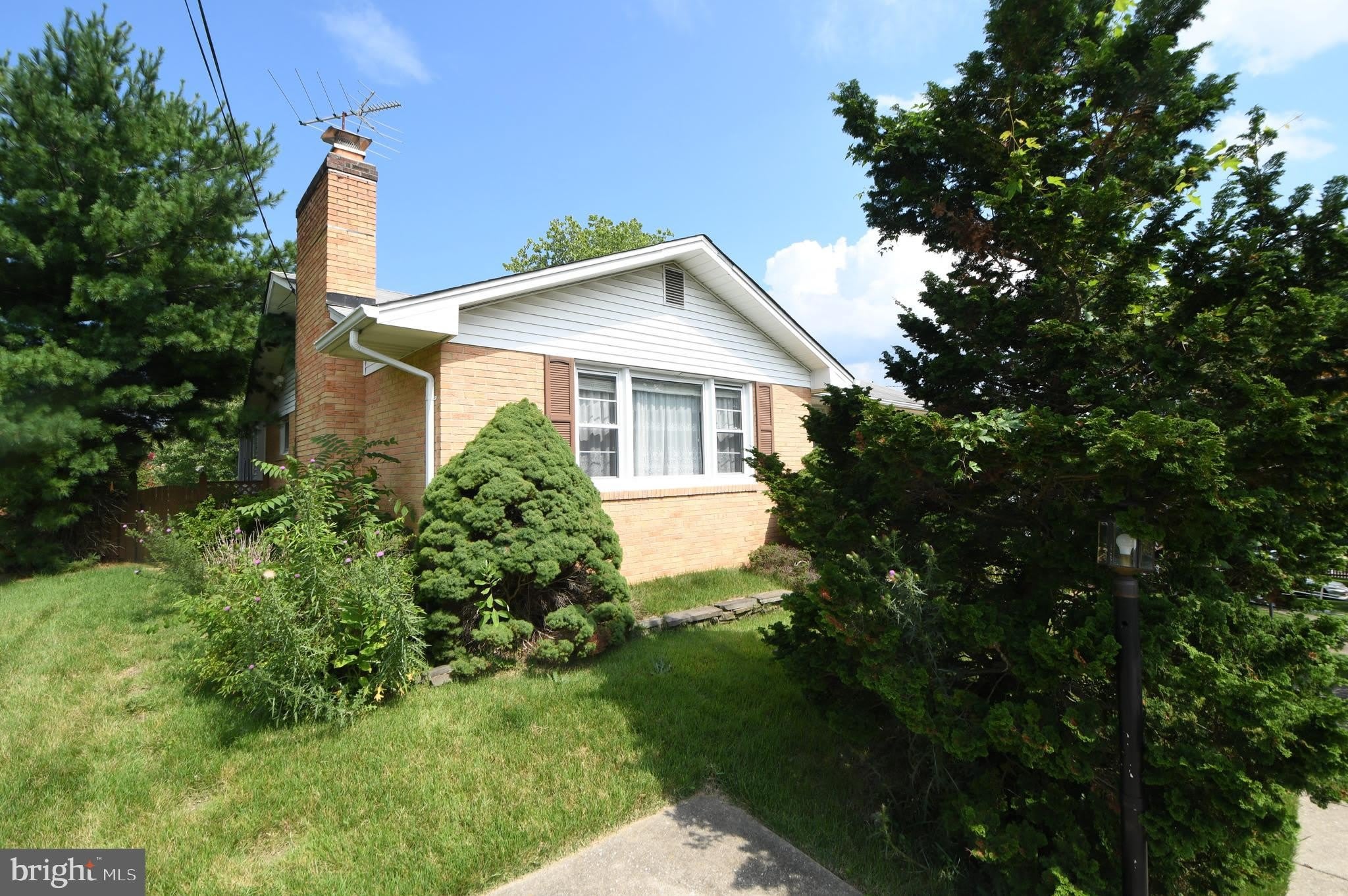 9221 DAVIDSON Street – photo 5