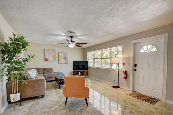 168 Se 31St Avenue – photo 4