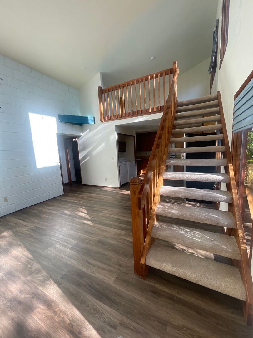 2205 Jefferson CT SE – photo 3