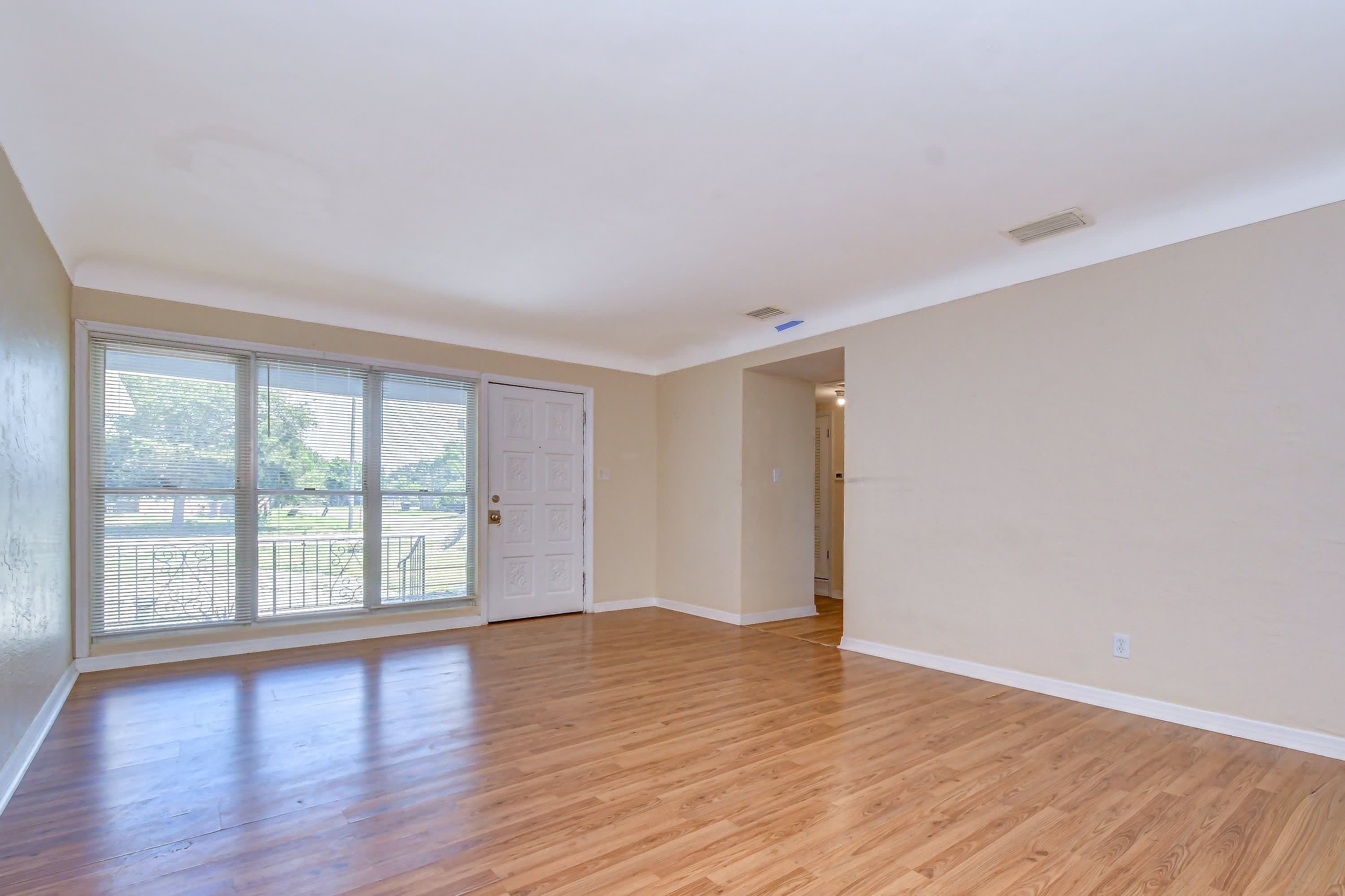 5634 9th Avenue North – photo 5
