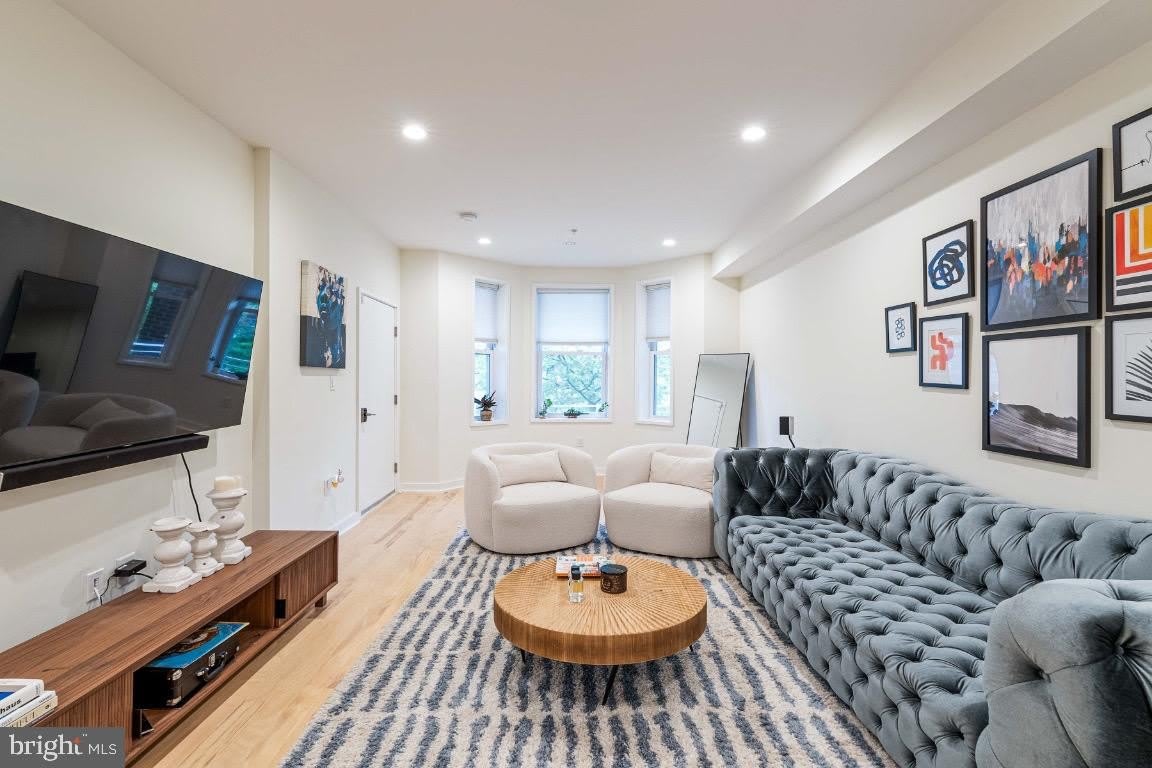 731 FAIRMONT Street NW – photo 2