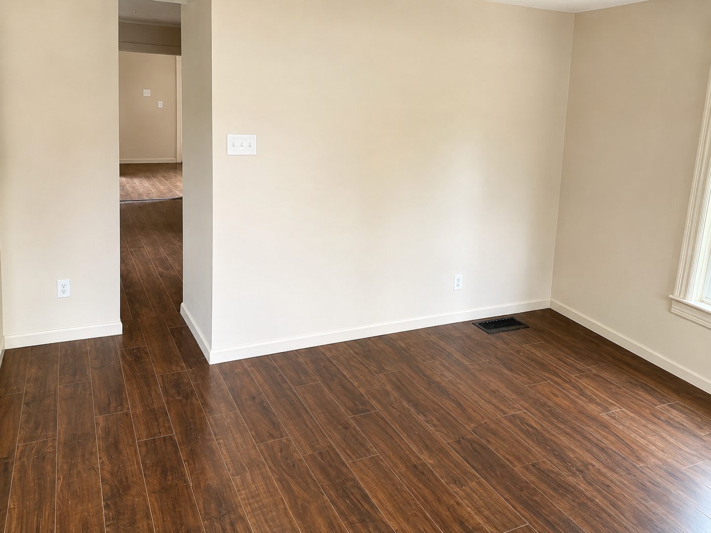 Available Now – Spacious 3-Bedroom Home with a Nice Backyard! – photo 4