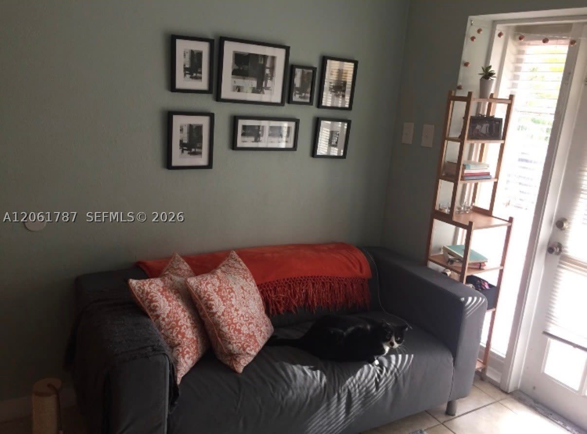 1200 Wallace St – photo 2