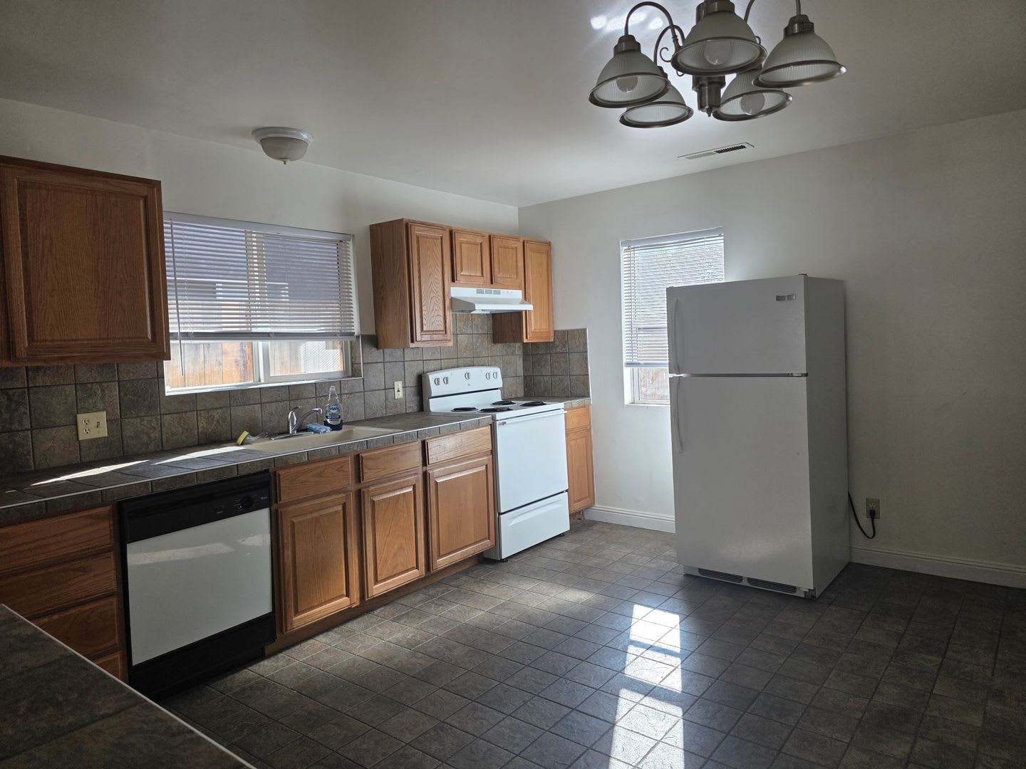 Little home with laundry room – photo 5