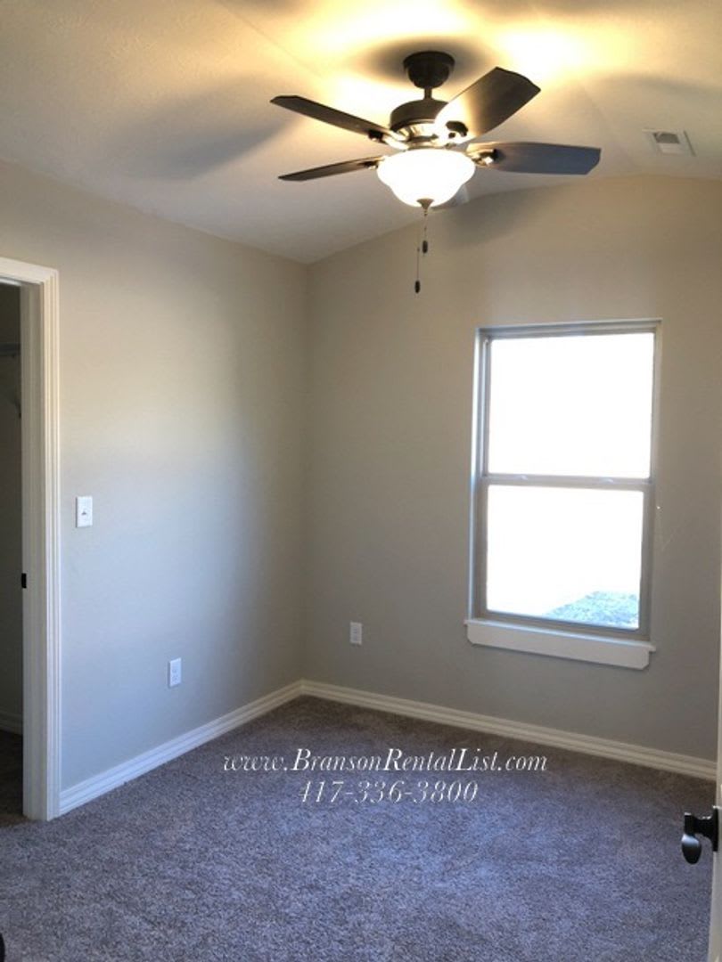 NOW LEASING 3Br with an Unfinished Basement – photo 5