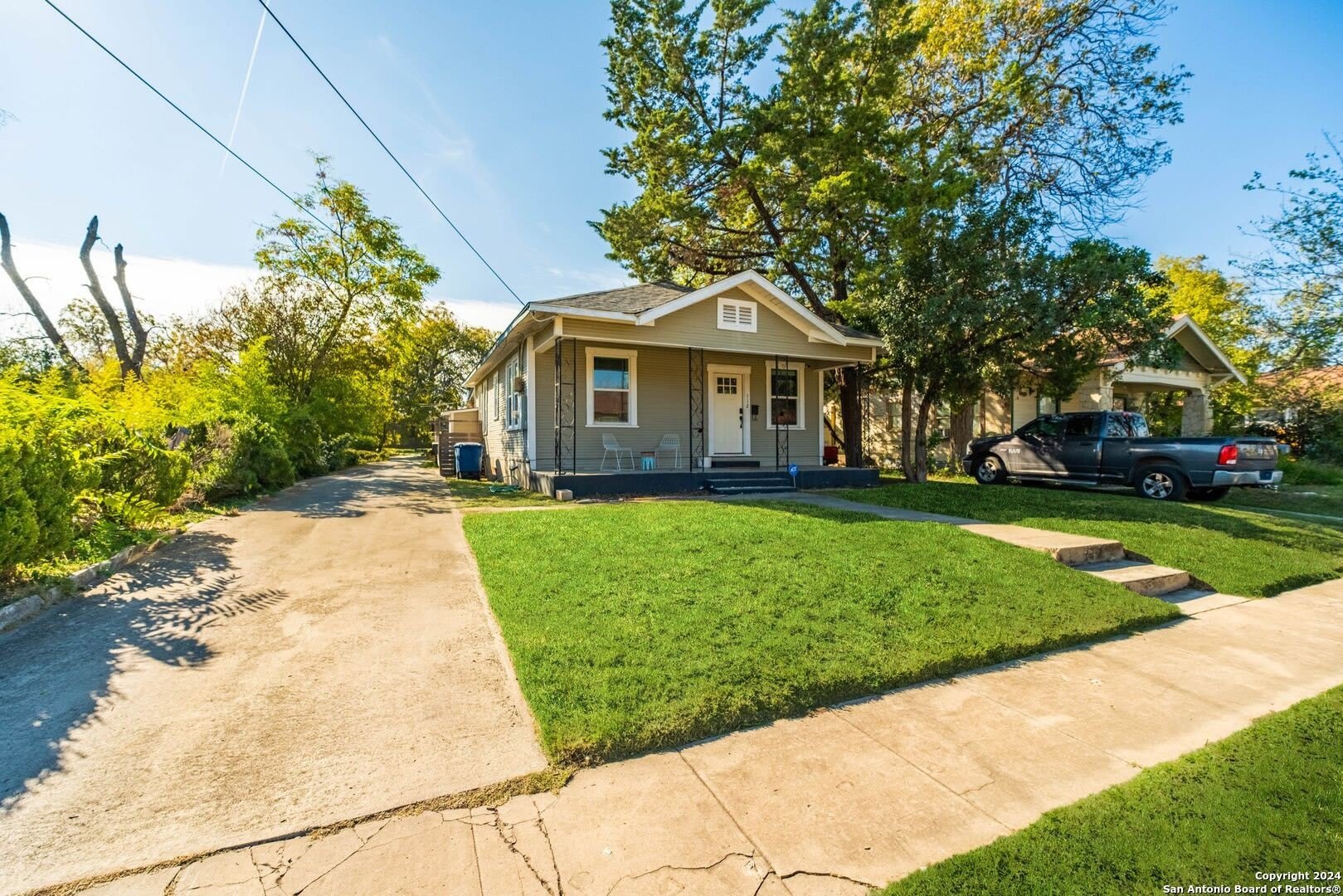 112 Harding Pl – photo 2