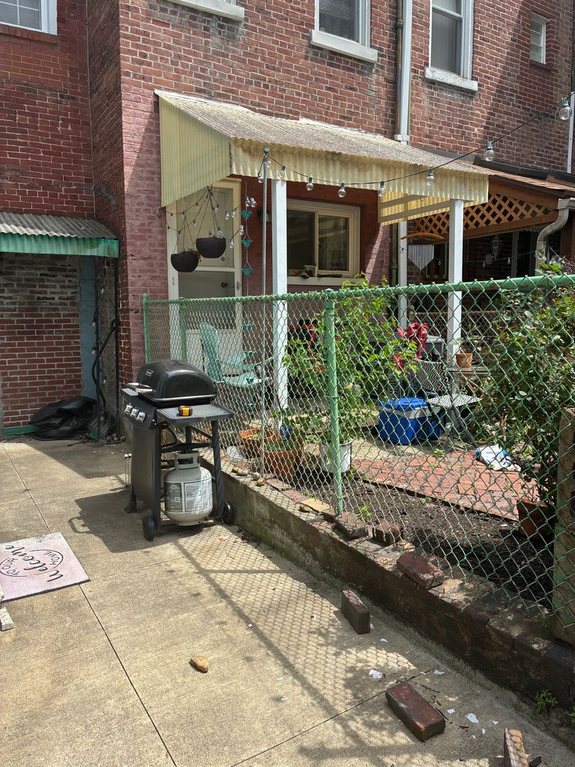 Nice 2 Bedroom in Trendy Lawrenceville – photo 4