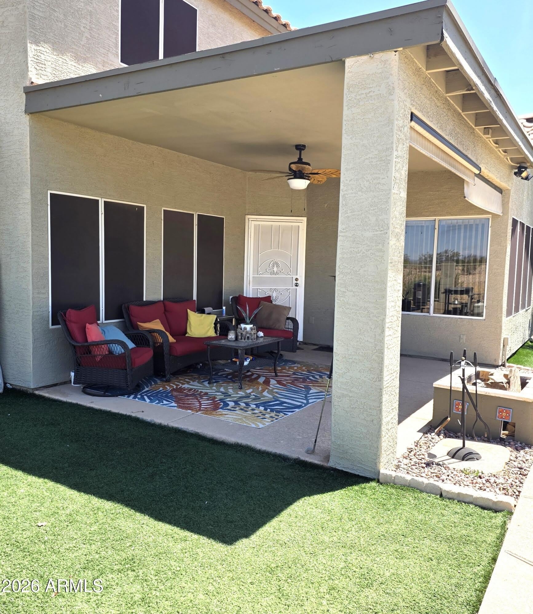 1734 E PONTIAC Drive – photo 5