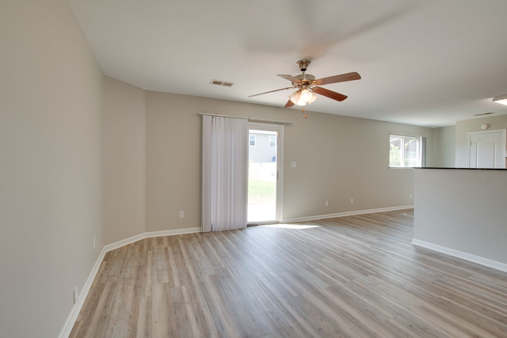 128 Farmington Drive – photo 5