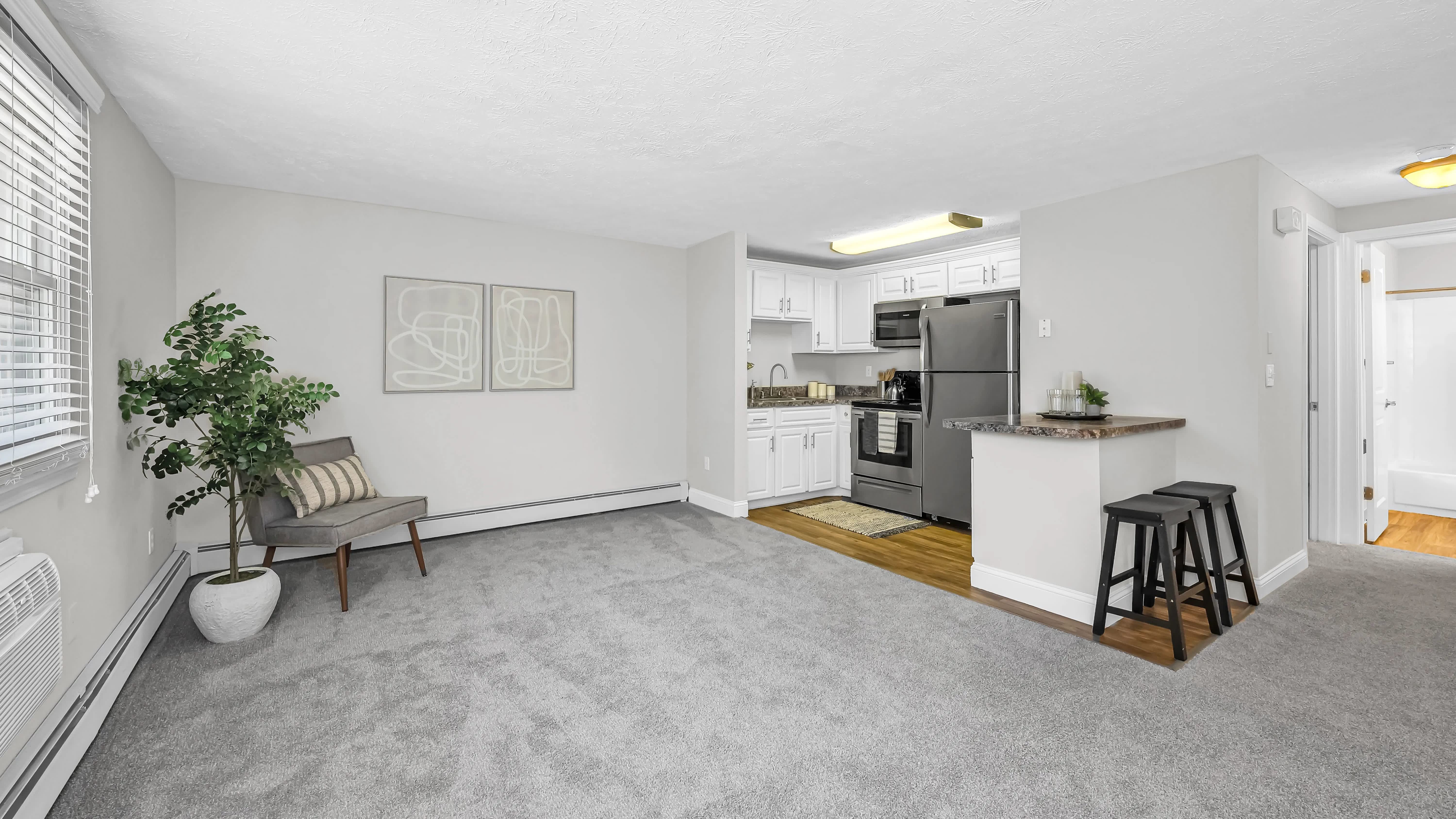 Edgewood Court – photo 2