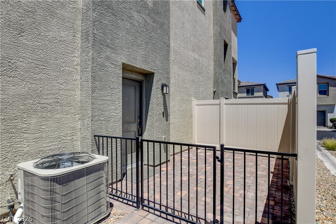 6924 Spicy Merlot Street – photo 4
