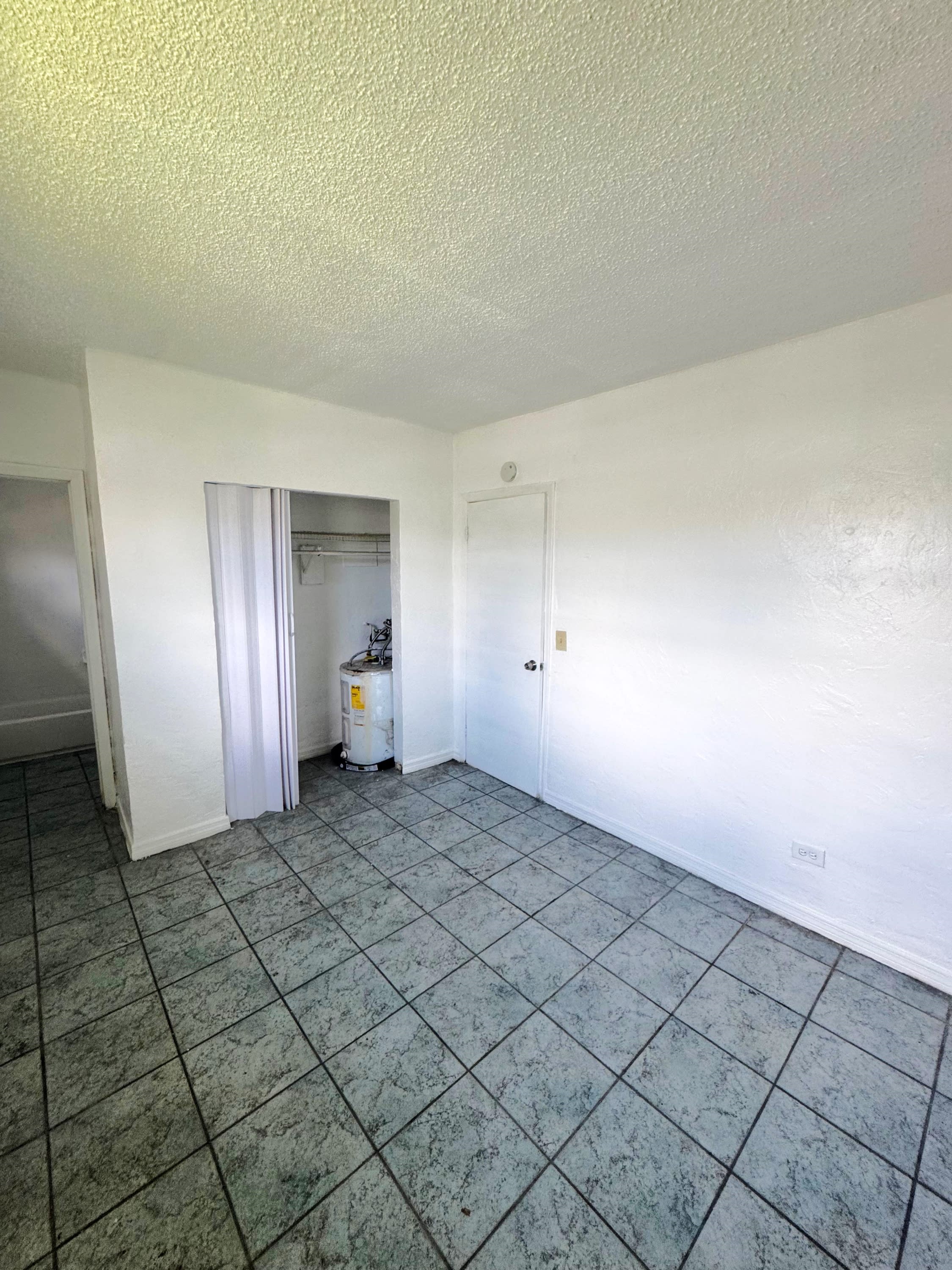 844 Nw 70 St 3 – photo 3