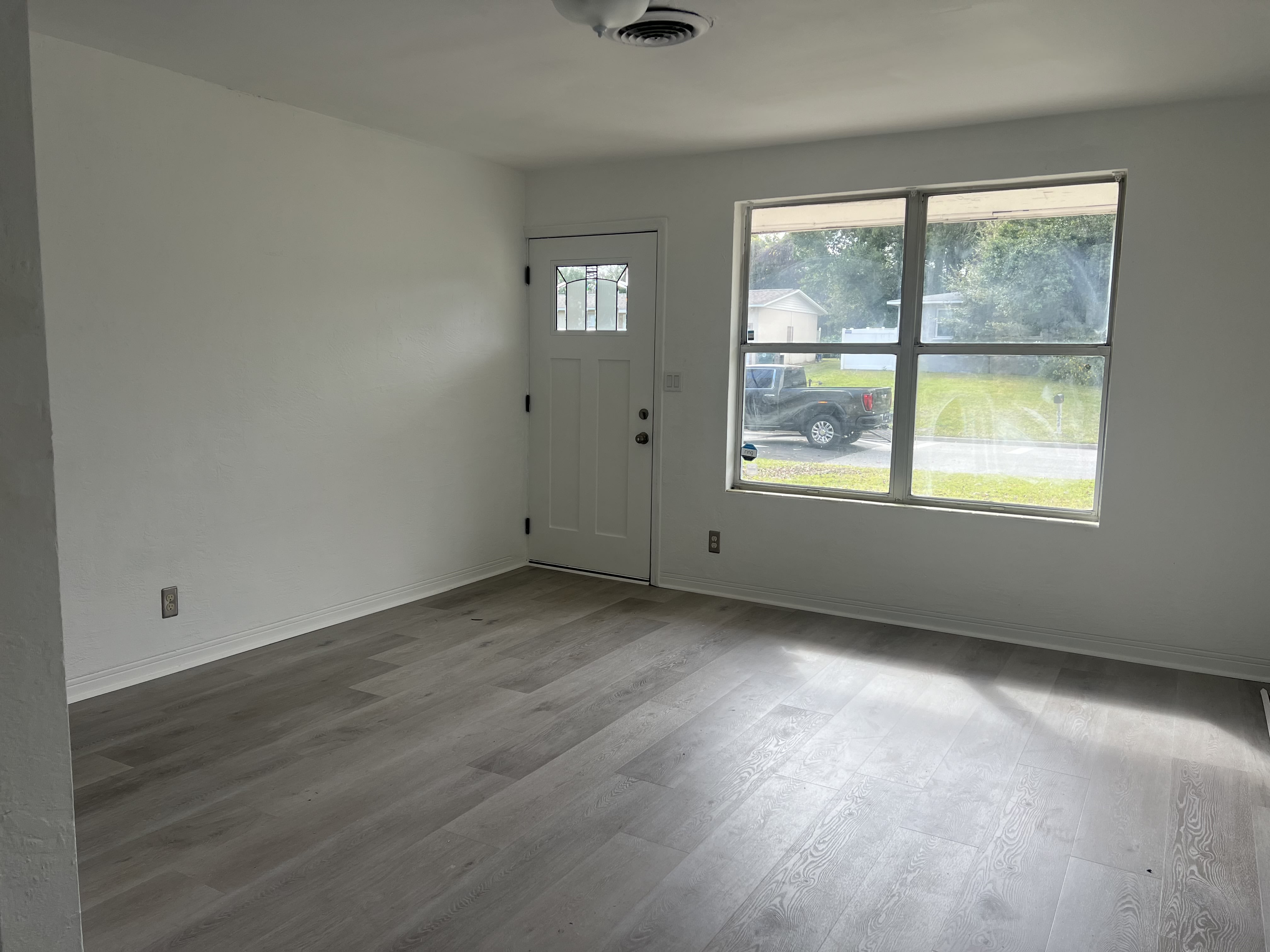 623 South Lanvale Avenue – photo 2