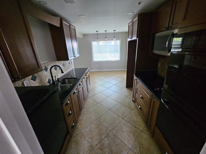 6313 Spey Cove – photo 5