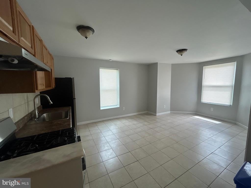 531 E BRINTON STREET – photo 2