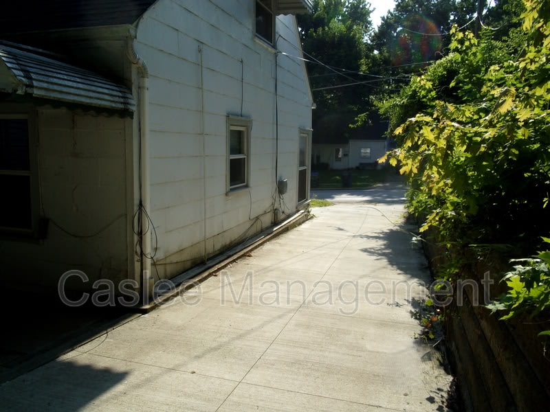 2356 BAILEY – photo 2