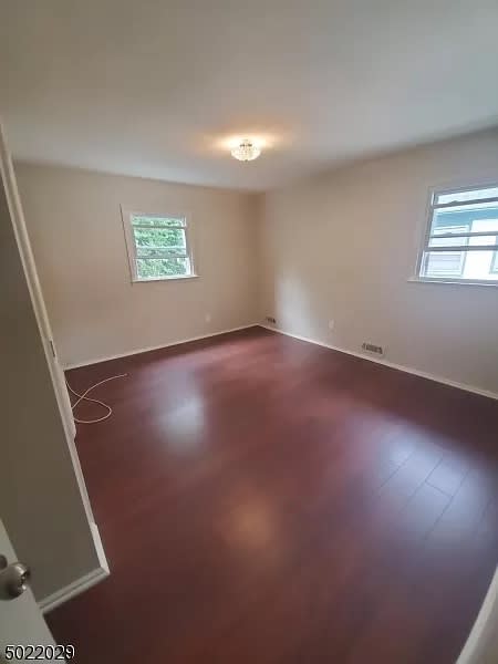 8 Evelyn Court – photo 4