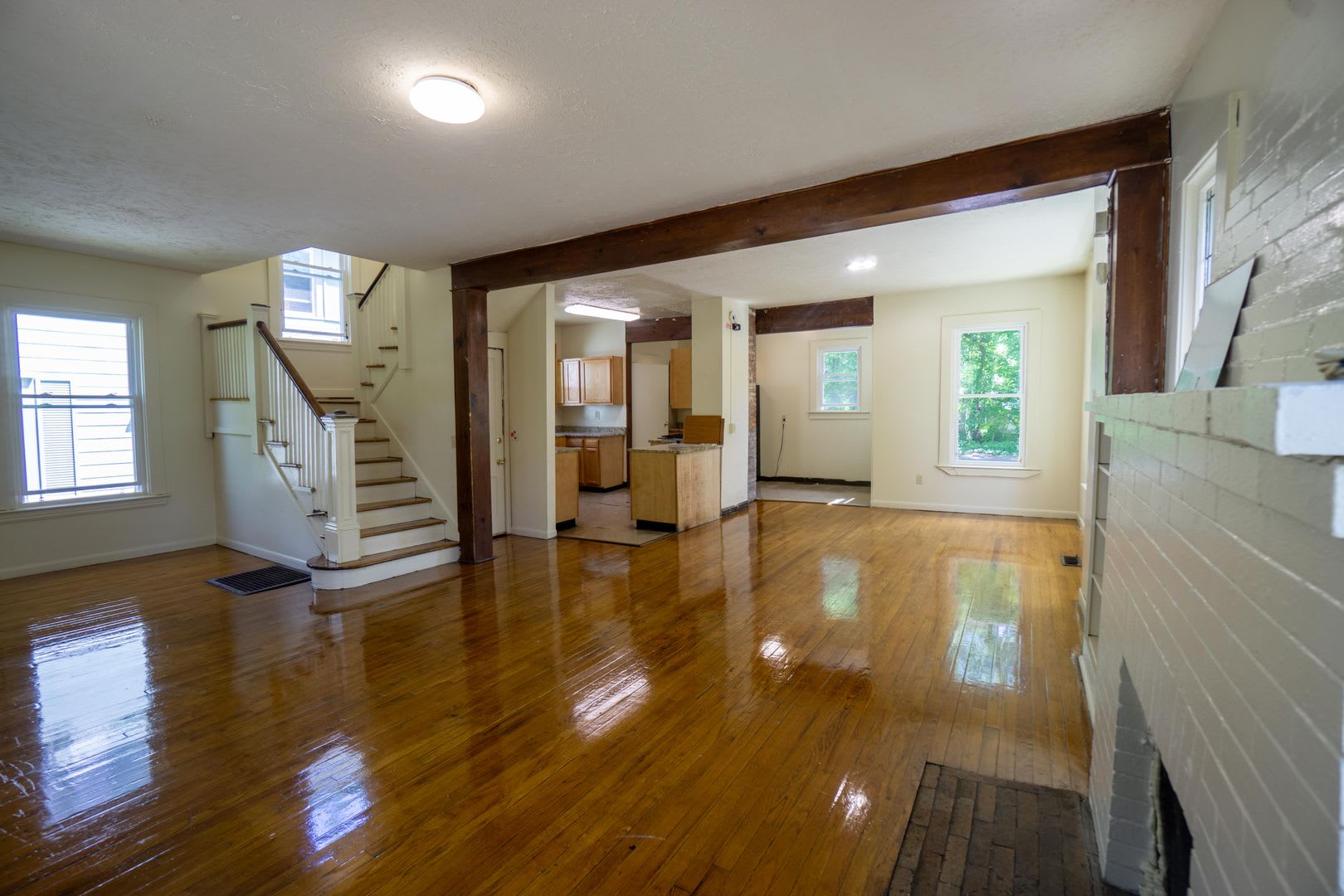 965 Lancaster Ave – photo 3