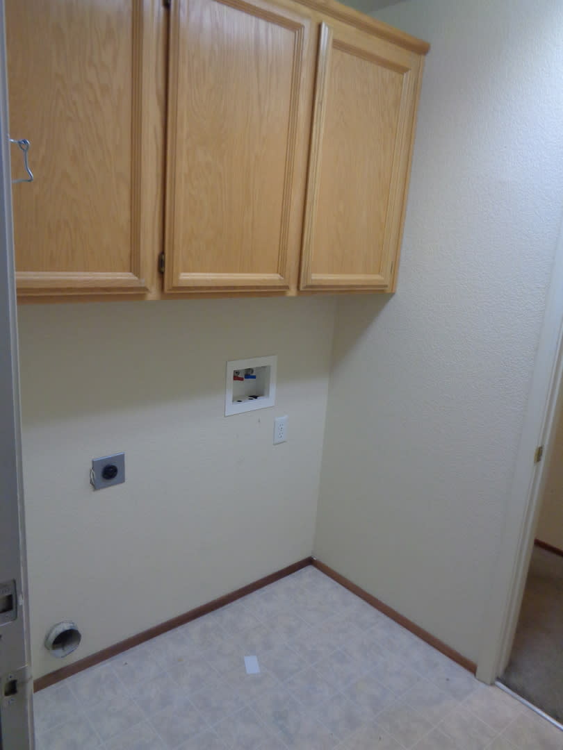 3 Bedroom 2 Bath Yuba City Home – photo 3