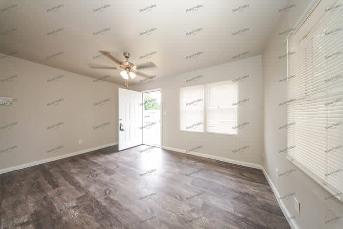 4033 Southwest 26th Street – photo 4