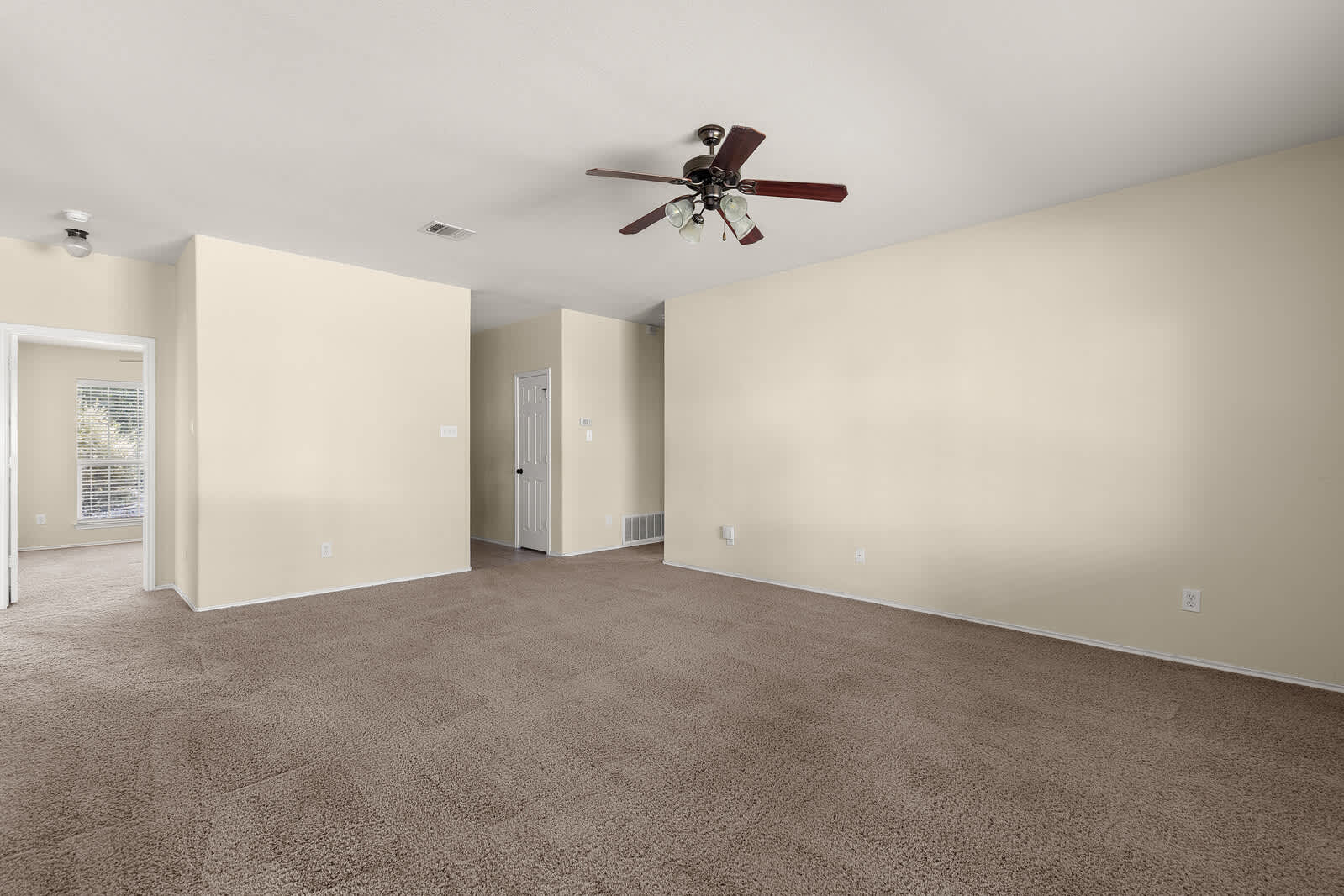 6533 Crystal Court – photo 5