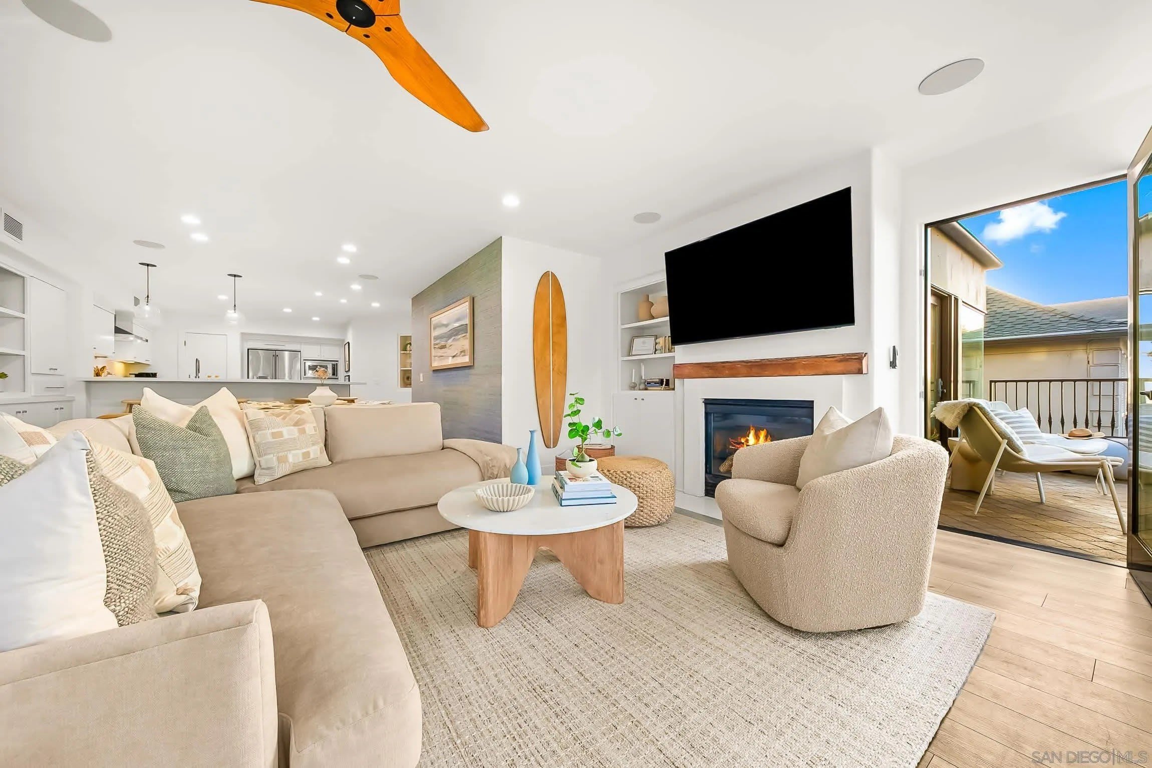 229 Bonair St – photo 5