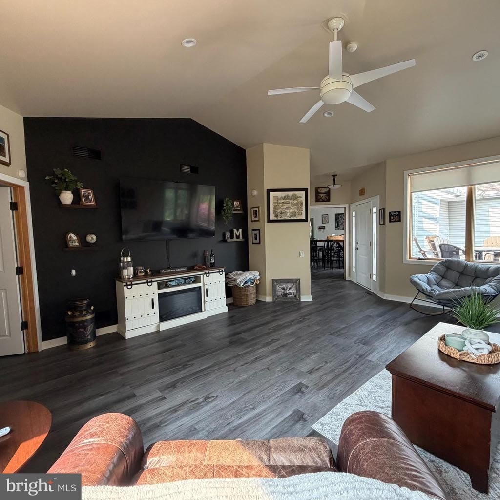 376 COOPER DRIVE – photo 4