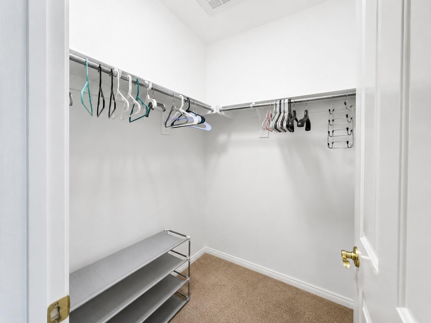 12 Buckingham Way – photo 5