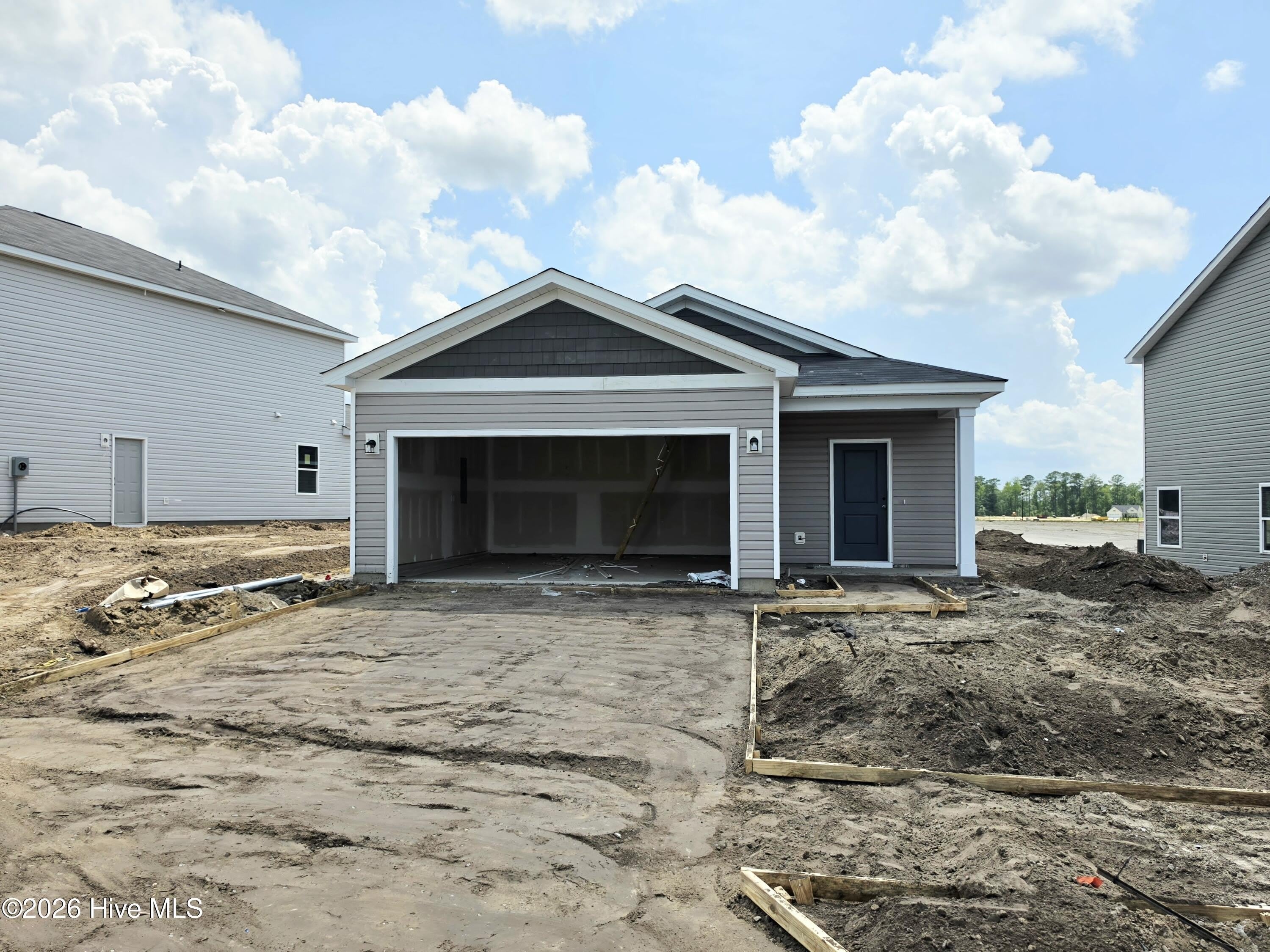 1062 Hanson Drive – photo 1