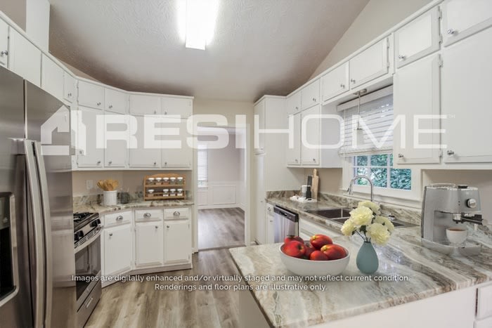 2650 Laurel Woods Lane Southeast – photo 3