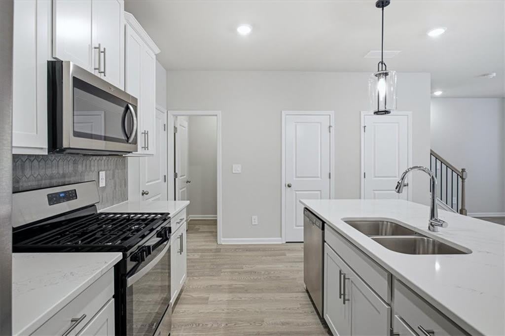 2238 Ashton Drive – photo 2
