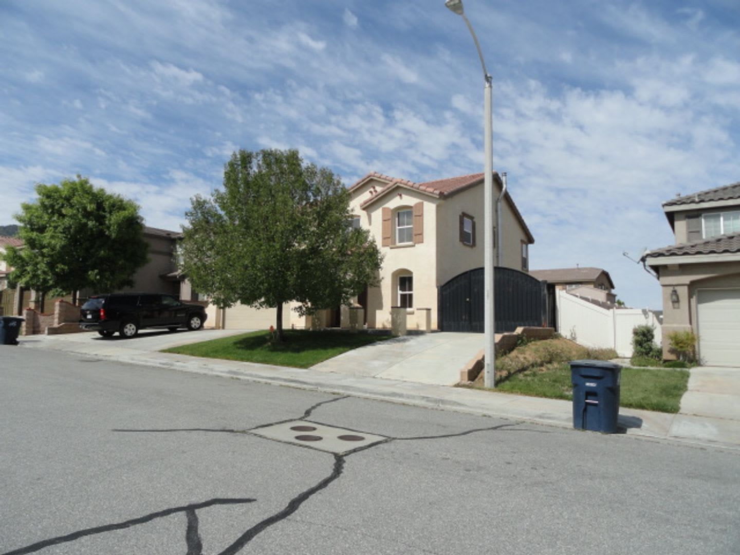 Beautifully Maintained 4-Bedroom Home in the Desirable KB Autumn Hills Community – photo 1
