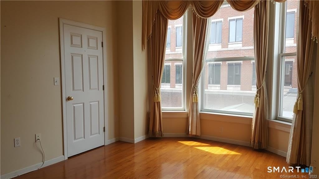 71-73 Whitney Avenue – photo 5