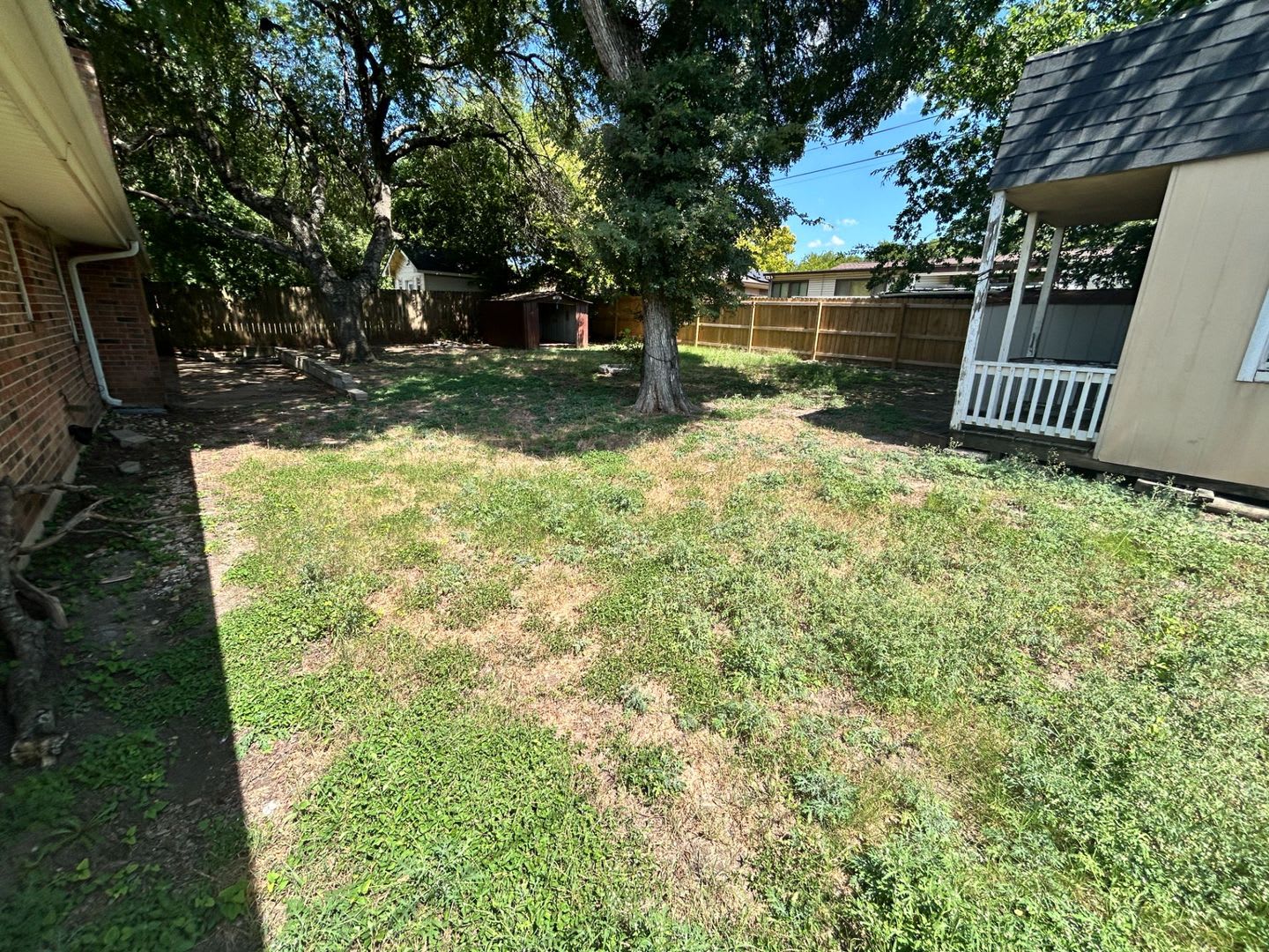 4 Bedroom 2 Bath – photo 2