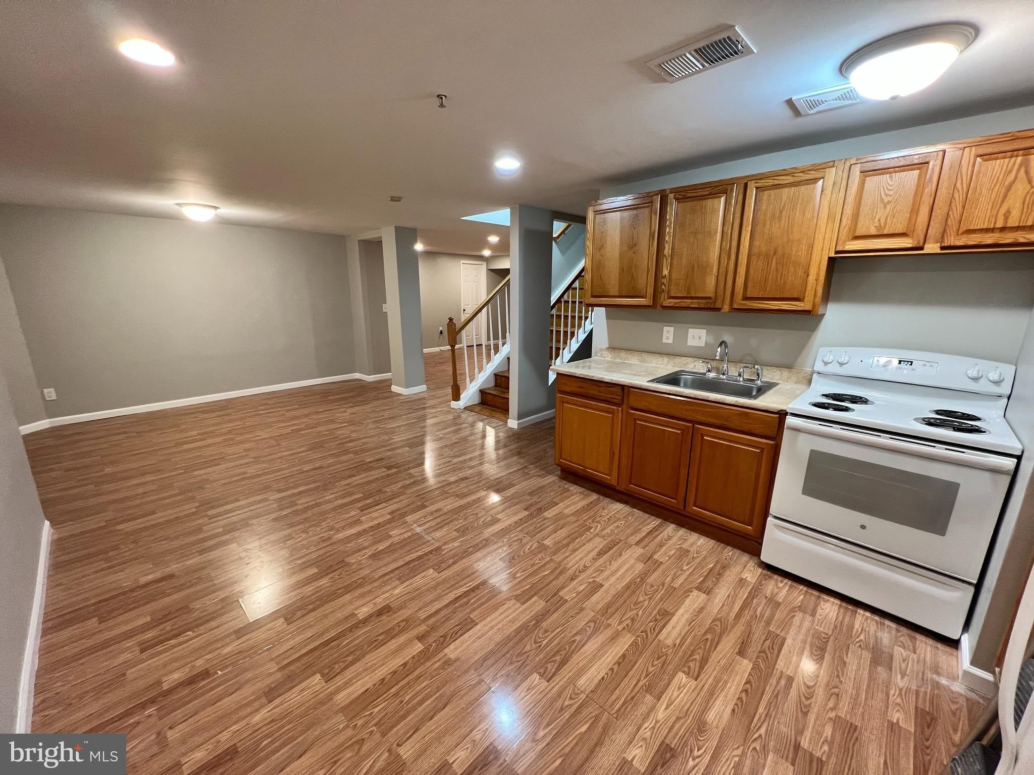 9615 HUXLEY Drive – photo 3