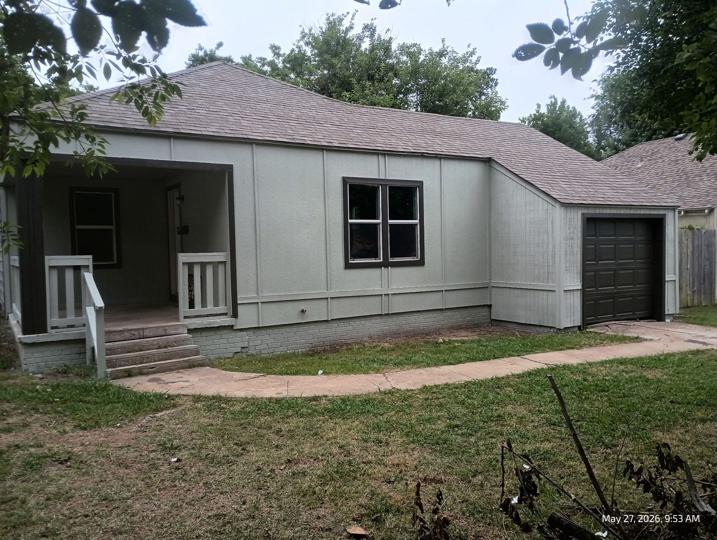 Cute 2 Bedroom Home For Rent – photo 1
