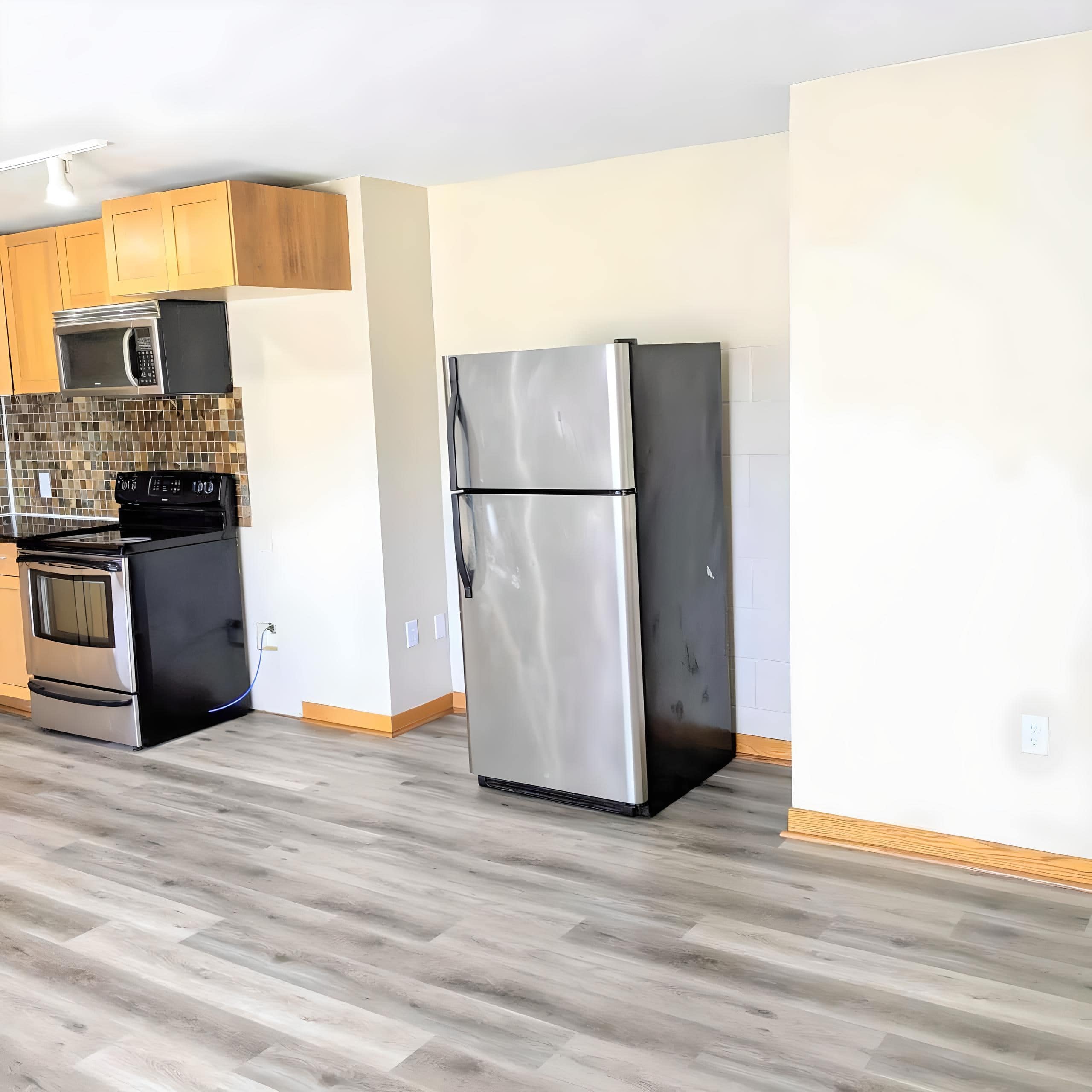 250 West Fuller Avenue – photo 3
