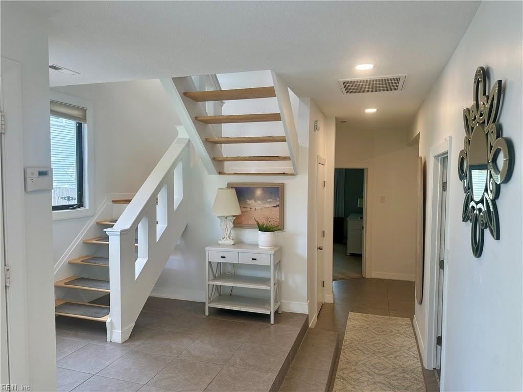 728 Surfside Avenue – photo 5