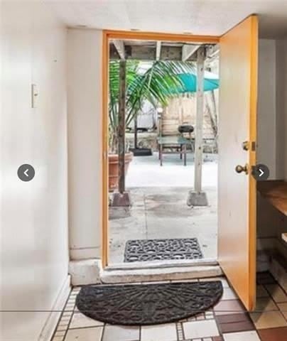 2320 Chartres Street – photo 4