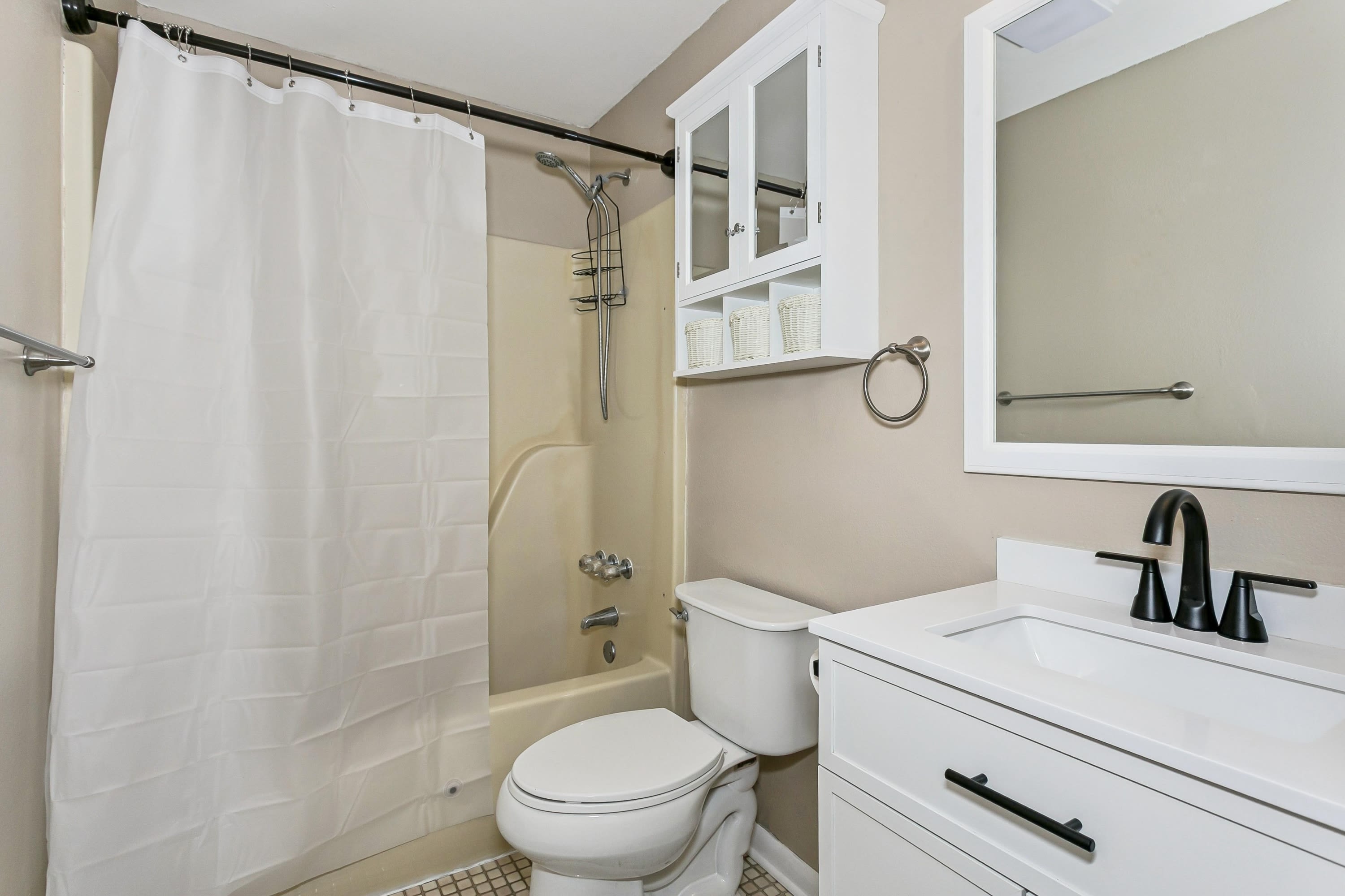 4572 Kelly Lane – photo 2