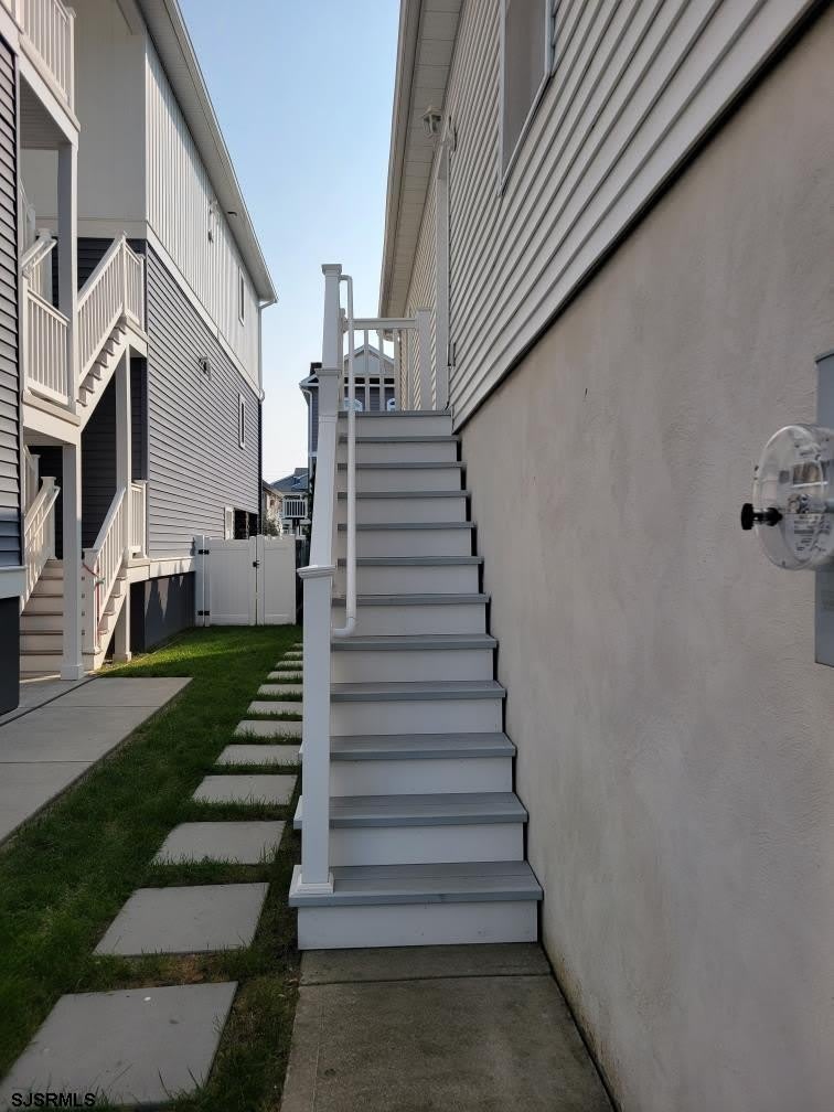 14 N Monroe Ave – photo 2