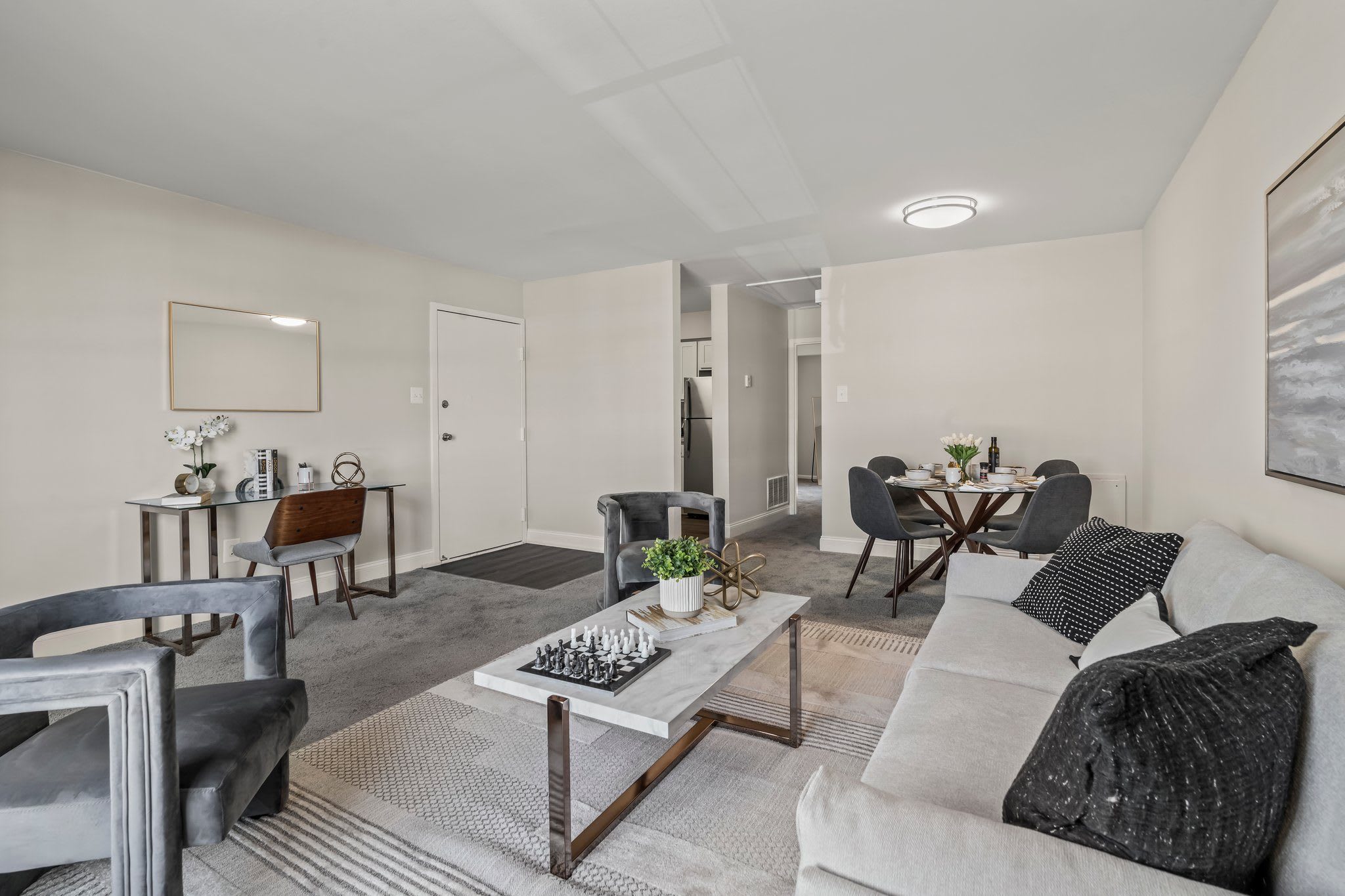 Rushwood Apartments – photo 3