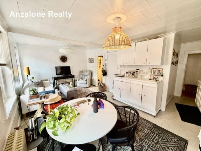 12 Hanover Ave. – photo 1