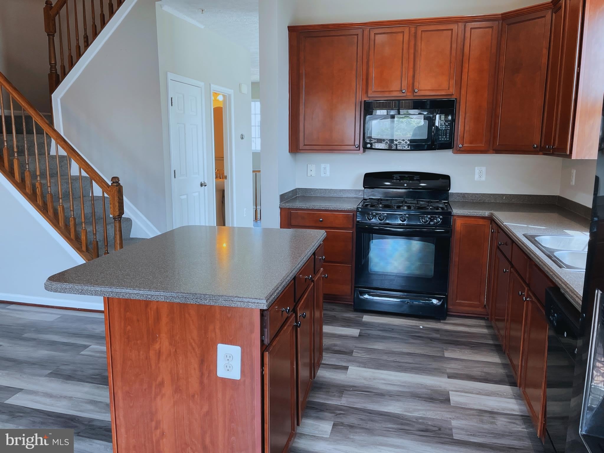 4747 WITCHHAZEL Way – photo 5